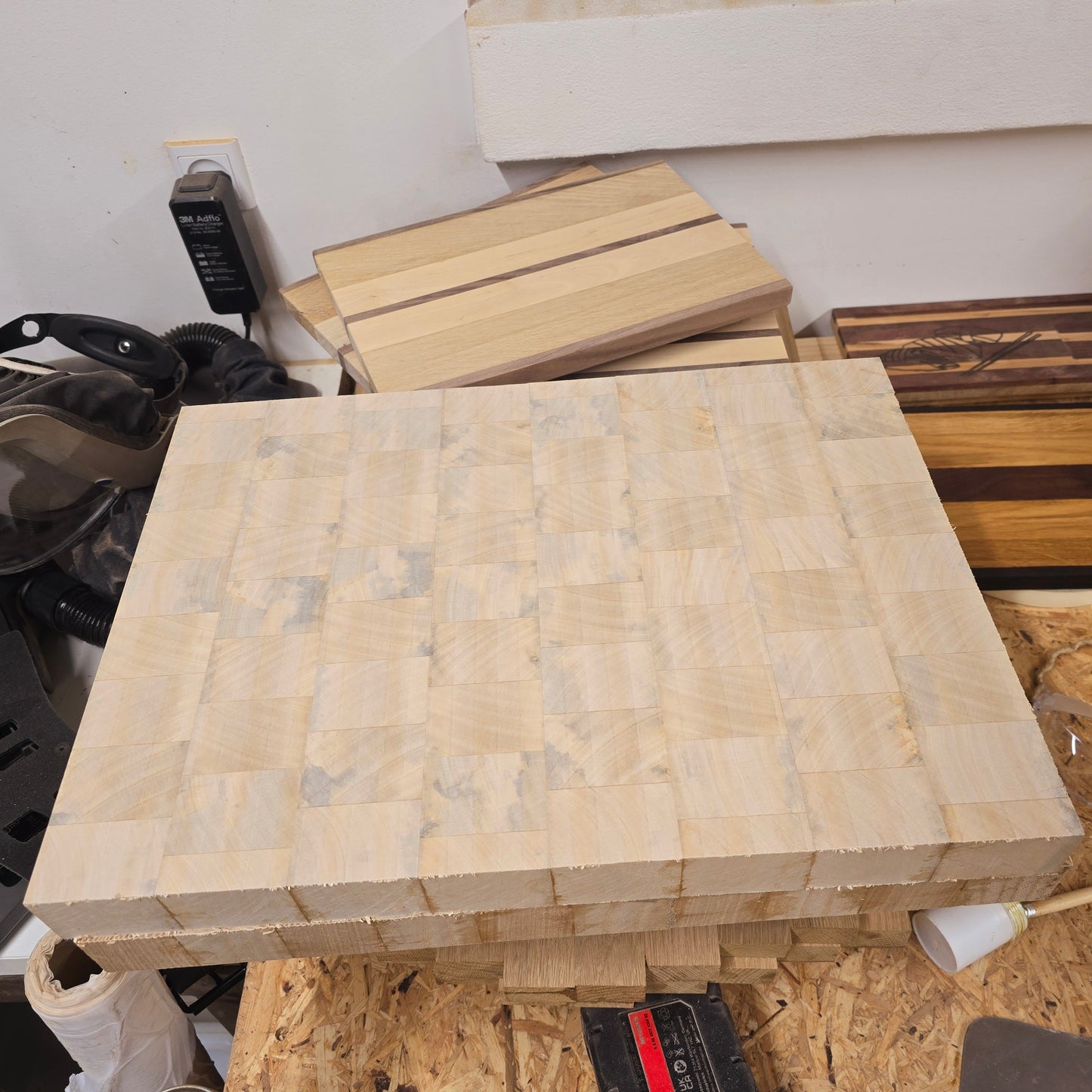 Endetræs skærebræt